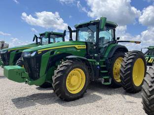 2023 John Deere 8R 310