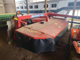 2022 New Holland 210