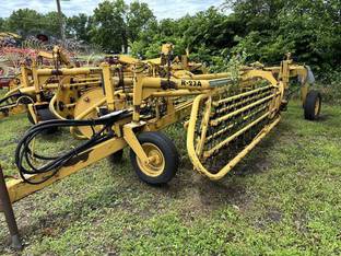 1998 Vermeer Mfg. Co. R23A