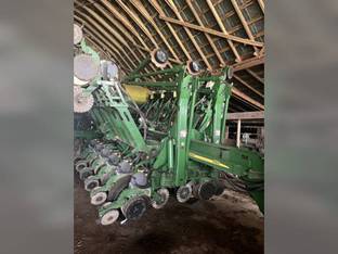 2004 John Deere 1790
