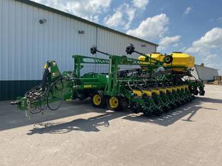 2023 John Deere DB60