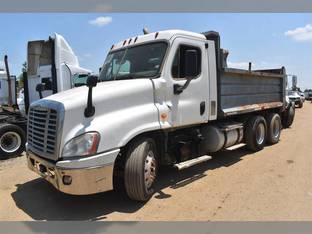 2015 Freightliner CASCADIA 125