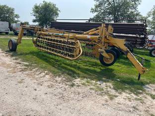 2005 Vermeer Mfg. Co. R2800