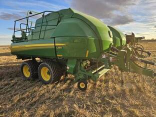 2017 John Deere L330