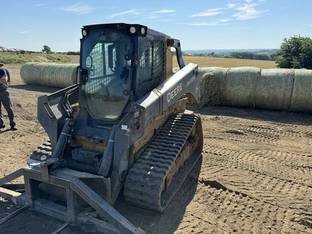 2019 John Deere 333G