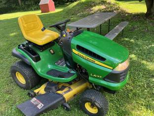 John Deere LA145 Riding Mowers for Sale New & Used | Fastline