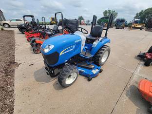 2012 New Holland Boomer 25
