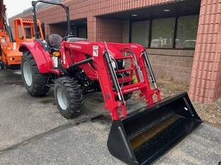 2022 Mahindra 2660 PST
