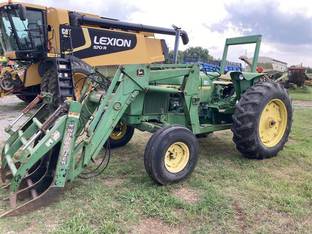 John Deere 2750