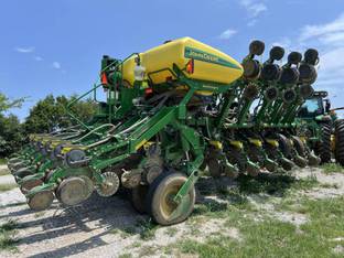 2016 John Deere 1795
