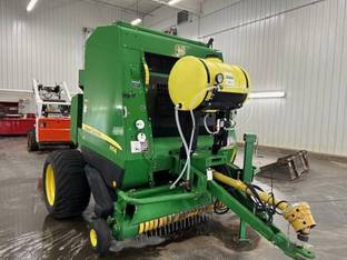 2011 John Deere 854