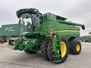 2023 John Deere S760