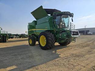 2022 John Deere S770