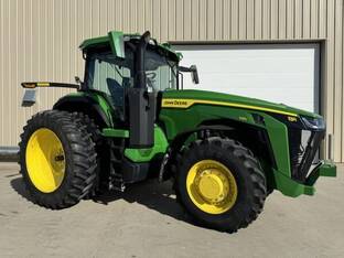2023 John Deere 8R 230