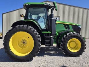 2023 John Deere 7R 290