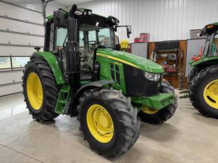 2020 John Deere 6120M