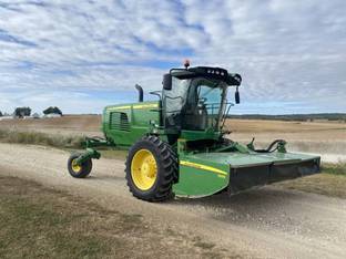 2014 John Deere W235