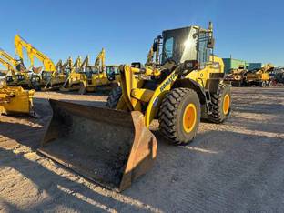 2019 Komatsu WA270-8