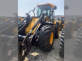 2015 JCB 427 HT