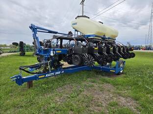 2025 Kinze 3505