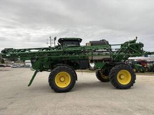 2020 John Deere R4044
