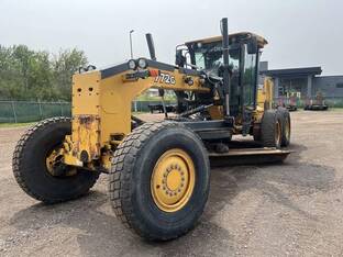 2010 John Deere 772G