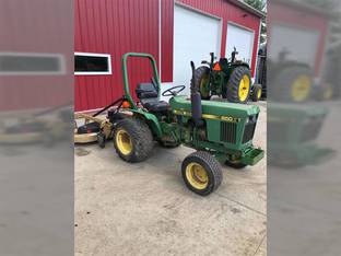 John Deere 650