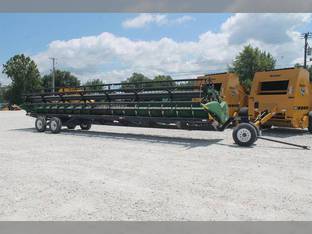 John Deere 635F