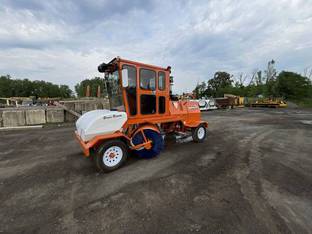 2024 BROCE BROOM RCT350