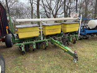 2006 John Deere 1750