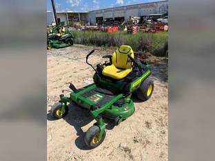 2023 John Deere Z320R