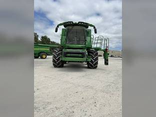 2021 John Deere S780