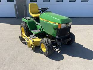 2000 John Deere 445