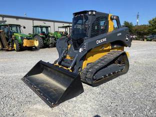 2023 John Deere 333G