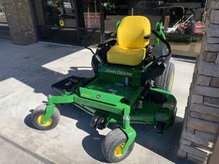 2025 John Deere Z720E
