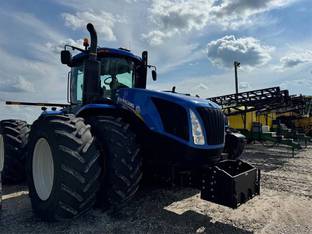 2011 New Holland T9.505
