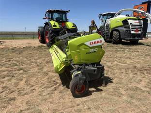 2022 Claas PU380
