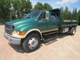 2000 Ford F750