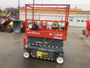 2023 SKYJACK SJ3219