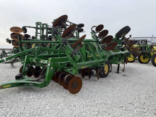 2023 John Deere 2730