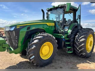2023 John Deere 8R 340