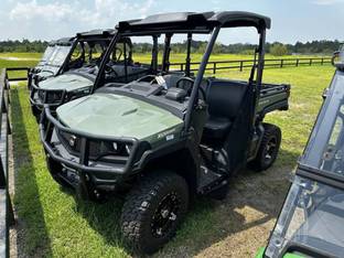 2024 John Deere Gator XUV835M Crossover Utility Vehicle
