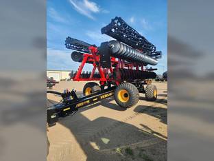 2024 Versatile FURY HS300