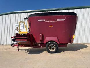 2008 Supreme International 700T