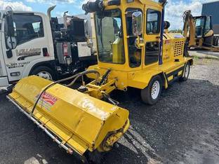 2022 Superior Broom SM74C