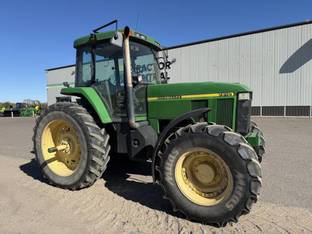 2000 John Deere 7810
