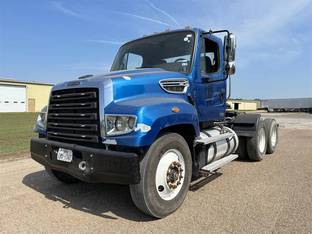 2020 Freightliner 114SD