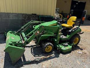 2016 John Deere 1025R