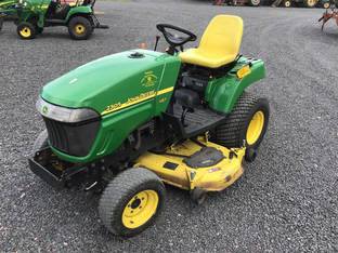 2007 John Deere 2305