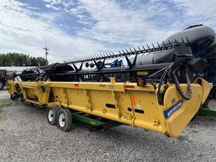 2014 New Holland 880CF-40